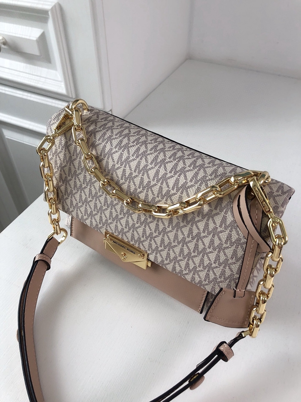 マイケルコースバッグ内部構造